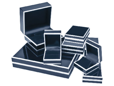 Black Monochrome Collarette Box - Standard Image - 3