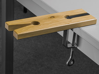 V Shaped Bench Peg With Clamp - Standard Image - 4