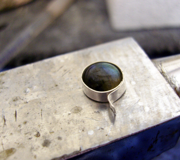 making a bezel setting