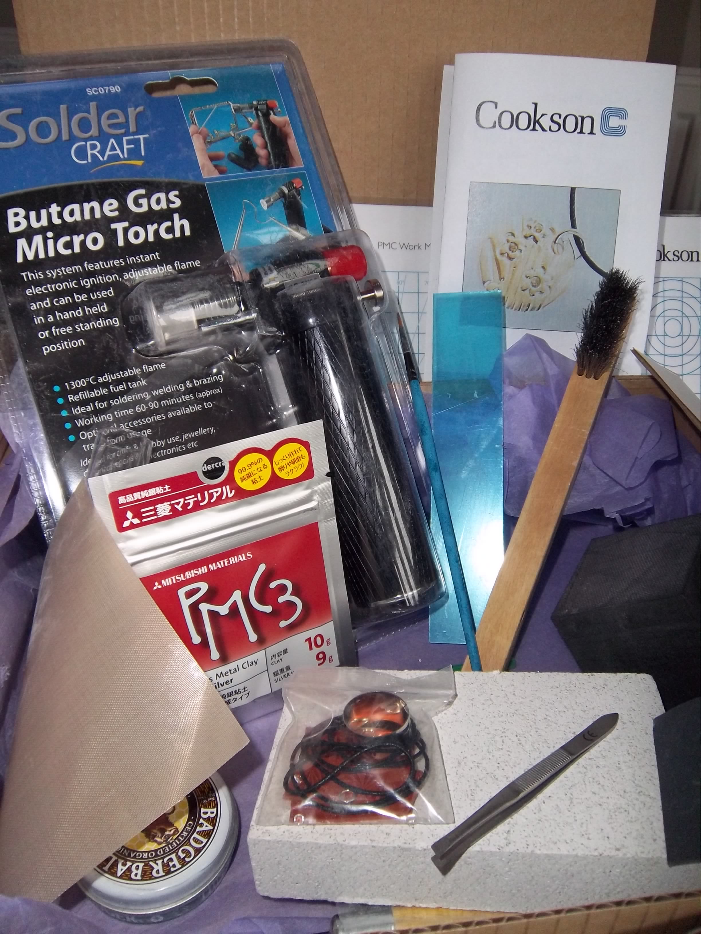 How to Create a pendant using PMC The Bench