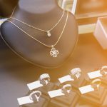 how-to-display-jewellery-at-a-craft-fair-to-boost-sales