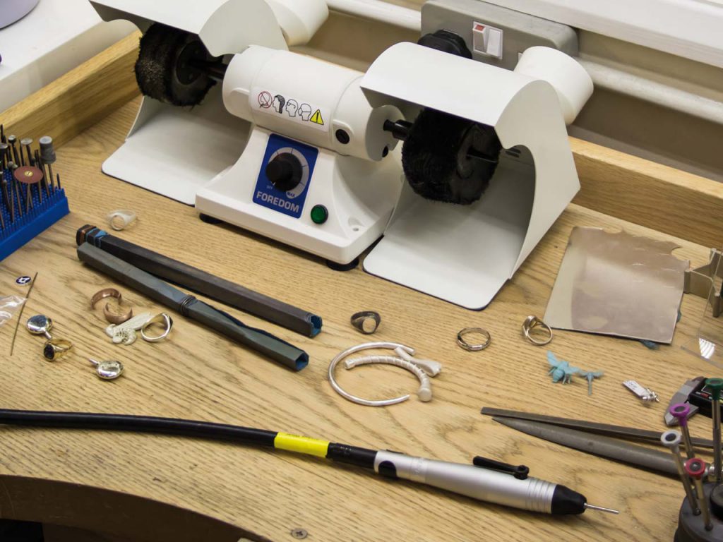 A Guide To Foredom Flex Shaft Tools The Bench