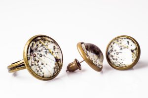 4 Ways To Showcase Cabochon Stones