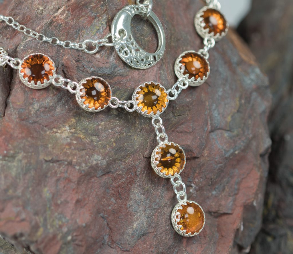 amber cabochon necklace