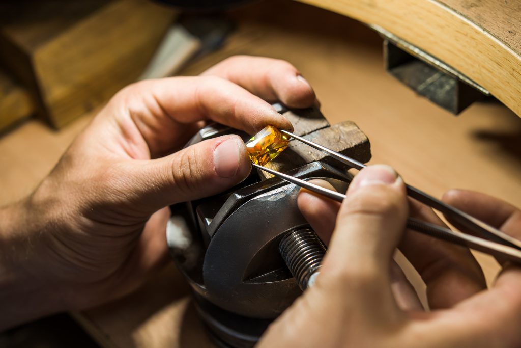 How To Cut And Polish Gemstones By Hand The Bench