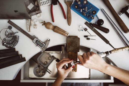 Essential Jewellery Polishing Tools