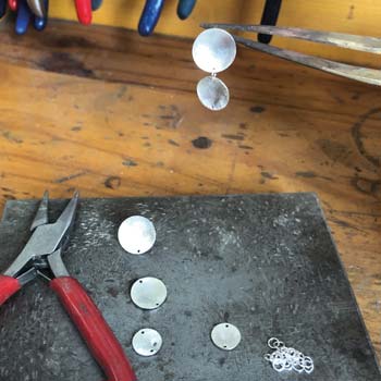 Create these frosted snowdrop earrings - Step 11