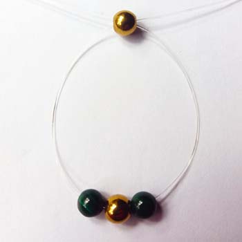 Create this festive beaded bracelet - Step 3