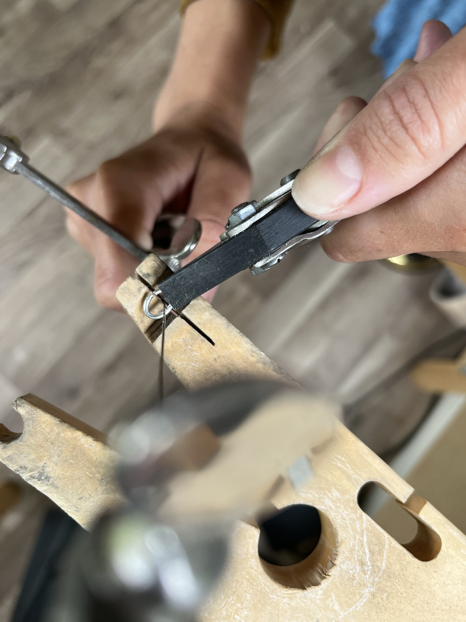 Cut jump ring using piercing saw frame