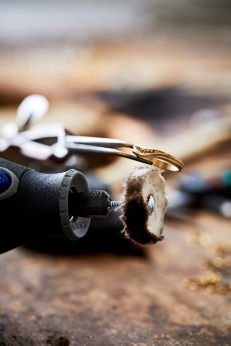 Top Tips for Maintaining Your Precious Metal Jewellery