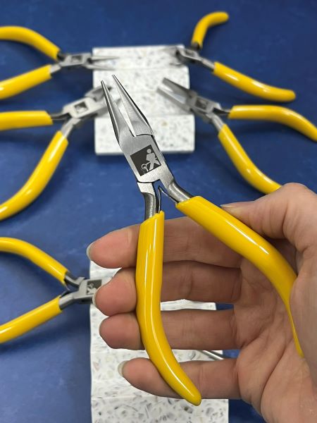The 6 Pliers & 2 Cutters Every Jeweller Needs at the Bench