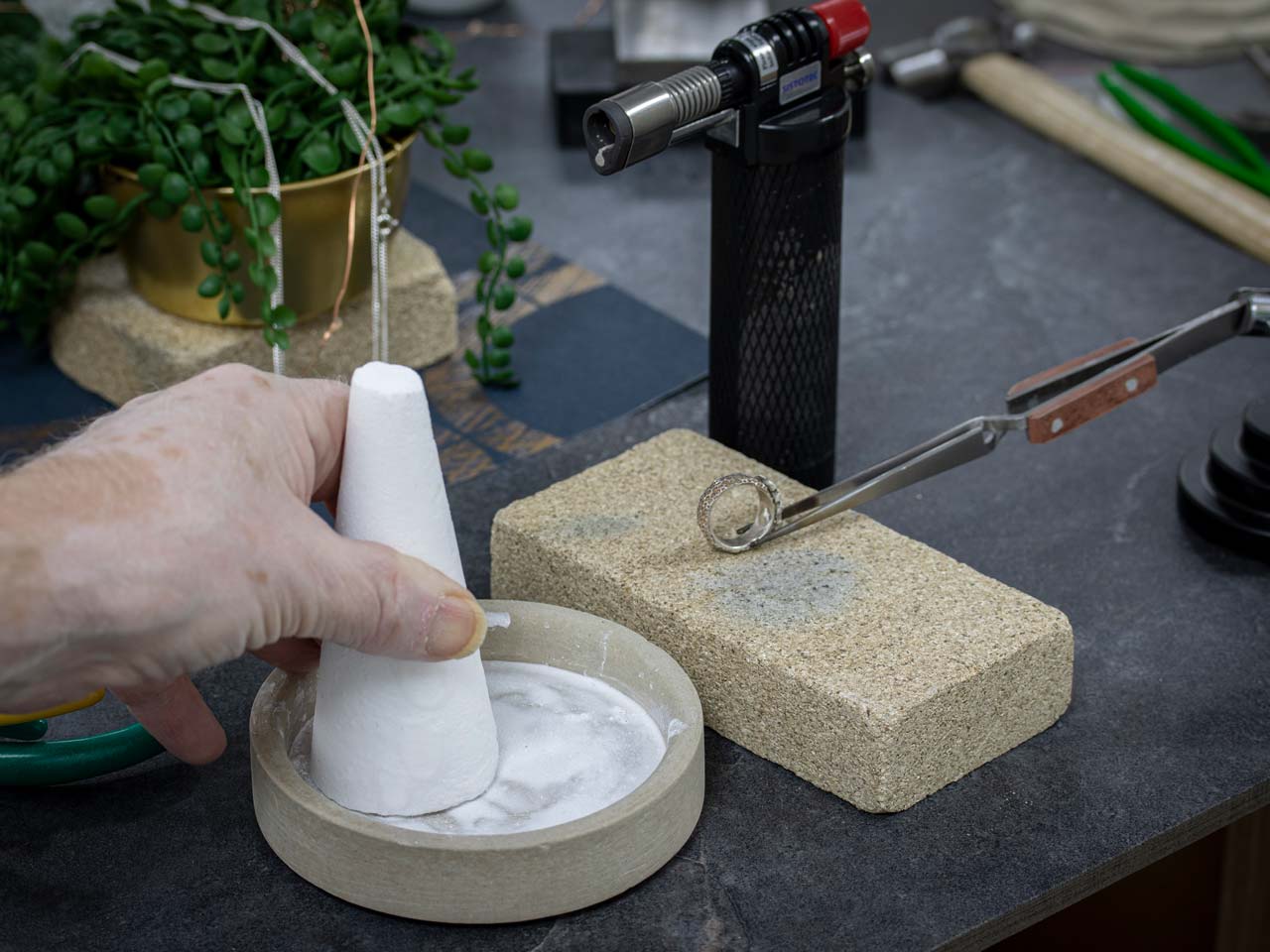 Technique Borax Dried Flux Cone And Ceramic Dish Soldering Set