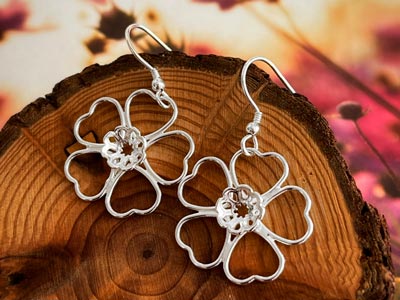 Cooksongold Sterling Silver Heart  Shaped Petal Flower Earrings       Project - Standard Image - 4