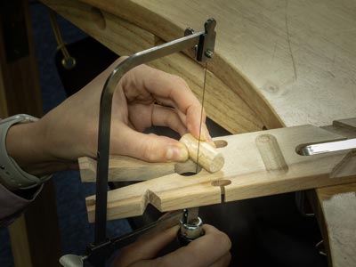 Vallorbe Glardon Saw Blades Set Of 36 With Adjustable Saw Frame And   1oz Beeswax Block - Standard Image - 9
