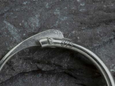 9ct White Gold 11.0mm Hinged Sleeper Hoop Earrings, Pack Of 2, 100% Recycled Gold - Standard Image - 5