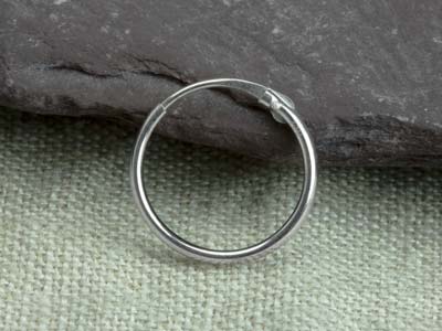 18ct White Gold 11.0mm Hinged Sleeper Hoop Earrings, Pack Of 2, 100% Recycled Gold - Standard Image - 7