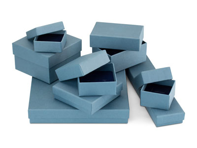 Blue Value Card Medium Universal   Box - Standard Image - 4