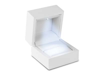 ring box white