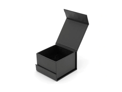 Black Magnetic Ring Box - Standard Image - 1
