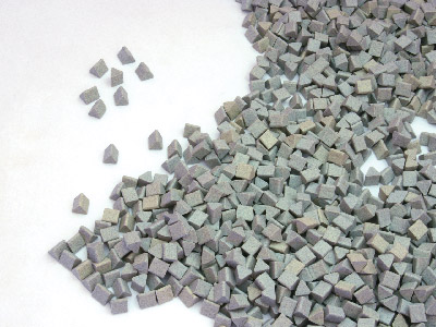 Ceramic Pyramid Chips 6mm 1kg - Standard Image - 2