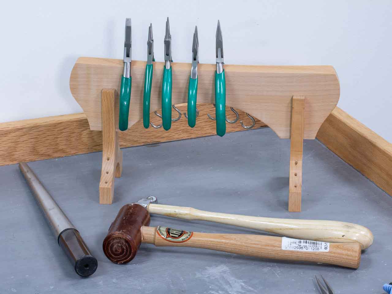 Wooden Collapsible Pliers Stand