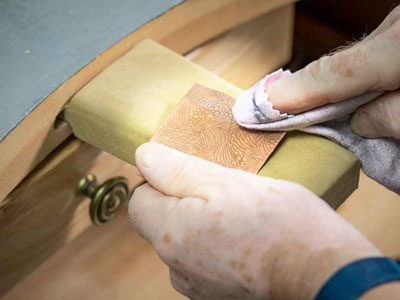 Cushioned Suede Bench Peg For      Setting - Standard Image - 2