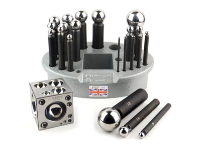 Durston 21 Piece Doming Set        Including Square Block And Carry   Case - Standard Image - 4