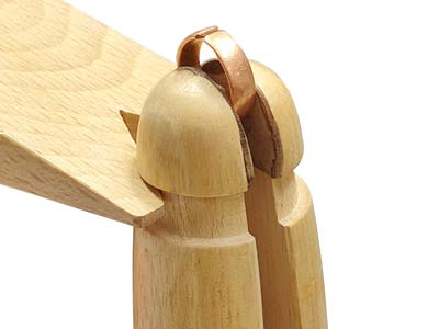 Ring Clamp With Groove And Bench   Peg Set - Standard Image - 4