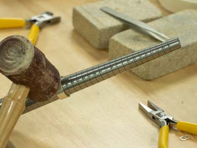 Wheatsheaf Steel Triblet A - Z+6   With Lines - Standard Image - 2