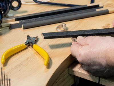 Matador Emery Stick Flat 120 Grit Coarse - Standard Image - 2