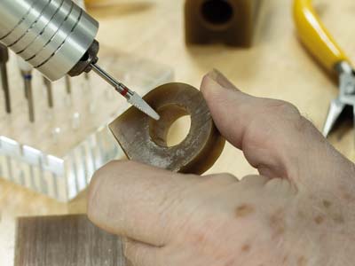 Bench Essentials By Cooksongold    Ceramic Burr Cone, Fine Grit Red,  4mm - Standard Image - 3