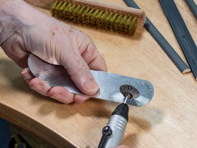Bench Essentials By Cooksongold Emery Flap Wheel, Knife Edge, 240 Grit - Standard Image - 4