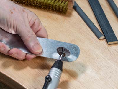 Bench Essentials By Cooksongold Emery Flap Wheel, Knife Edge, 1000 Grit - Standard Image - 4