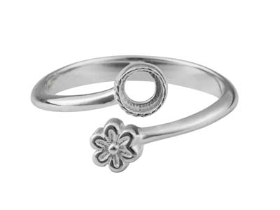 Sterling Silver Adjustable Ring    With Flower And 4mm Cup - Standard Image - 1