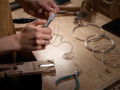 Sterling Silver Round Wire 1.00mm X 1000mm, Fully Annealed, Pre-cut,    100% Recycled Silver - Standard Image - 4