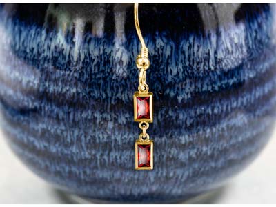 Gold Filled Cubic Zirconia Rectangle Bezel Connector Garnet, 3mm X 5.0mm - Standard Image - 2