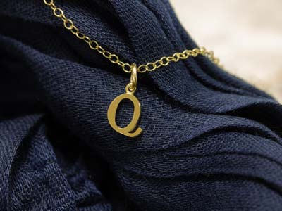 9ct Yellow Gold Letter Q Initial   Charm - Standard Image - 3