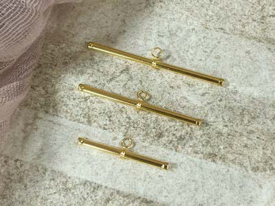 9ct Yellow Gold T-bar 37mm X 1.8mm - Standard Image - 4