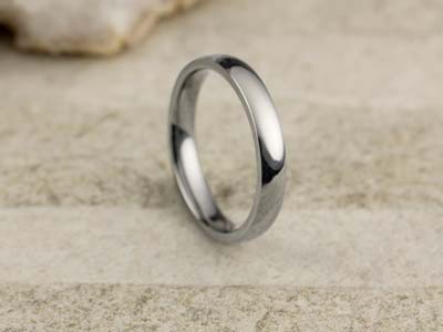 Titanium Court Polished Wedding Ring 3.0mm, Size I, 1.6mm Wall - Standard Image - 2