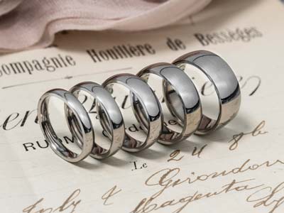 Titanium Court Polished Wedding Ring 3.0mm, Size K, 1.6mm Wall - Standard Image - 3