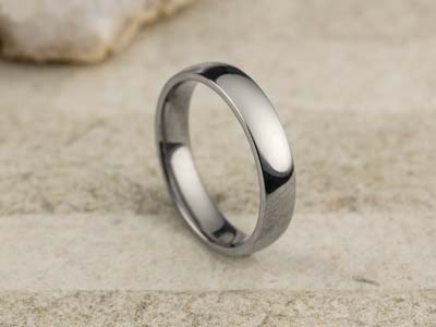 Titanium Court Polished Wedding Ring 4.0mm, Size M, 1.6mm Wall - Standard Image - 2