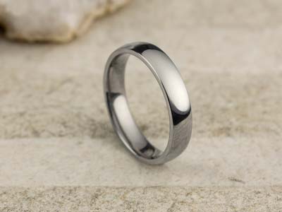 Titanium Court Polished Wedding Ring 4.0mm, Size Q, 1.6mm Wall - Standard Image - 2