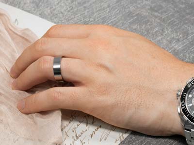 Titanium Flat Court Easy Fit Polished Wedding Ring 3.0mm, Size N, 1.6mm Wall - Standard Image - 4