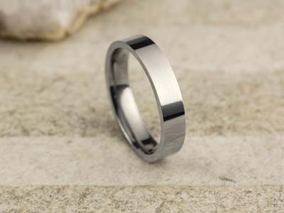 Titanium Flat Court Easy Fit Polished Wedding Ring 4.0mm, Size M, 1.6mm Wall - Standard Image - 2