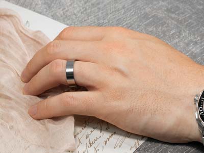 Titanium Flat Court Easy Fit Polished Wedding Ring 4.0mm, Size N, 1.6mm Wall - Standard Image - 4