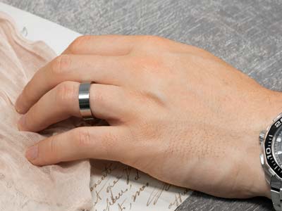 Titanium Flat Court Easy Fit Polished Wedding Ring 4.0mm, Size T, 1.6mm Wall - Standard Image - 4