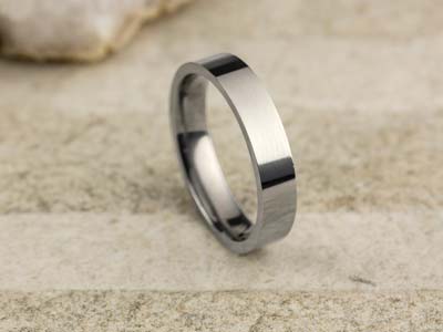 Titanium Flat Court Easy Fit Polished Wedding Ring 4.0mm, Size W, 1.6mm Wall - Standard Image - 2