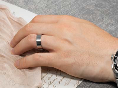 Titanium Flat Court Easy Fit Polished Wedding Ring 5.0mm, Size K, 1.8mm Wall - Standard Image - 4