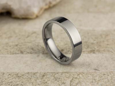 Titanium Flat Court Easy Fit Polished Wedding Ring 5.0mm, Size P, 1.8mm Wall - Standard Image - 2