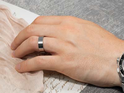 Titanium Flat Court Easy Fit Polished Wedding Ring 5.0mm, Size X, 1.8mm Wall - Standard Image - 4